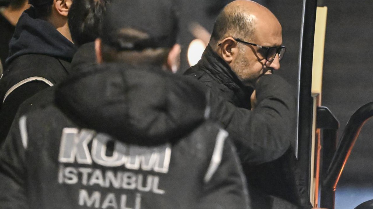Aralarında Beşiktaş Belediye Başkanı Akpolat'ın da bulunduğu 40 kişi adliyede
