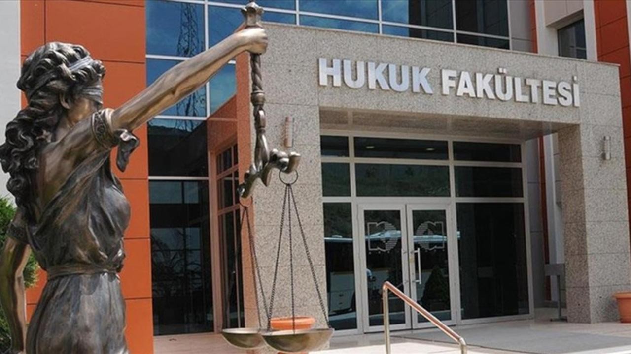 Artık hukuk fakültelerini ilk 100 bin içinde yer alan adaylar tercih edebilecek