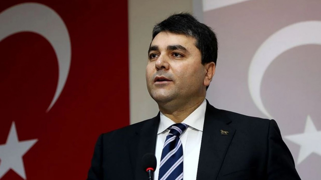Gültekin Uysal kimdir?