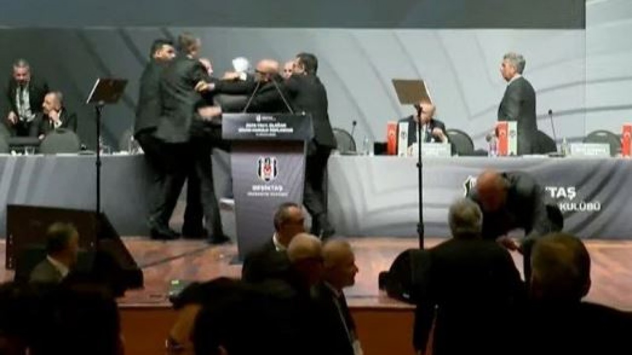 Beşiktaş Divan Kurulu'nda kavga: Hasan Arat'a yumruklu saldırı