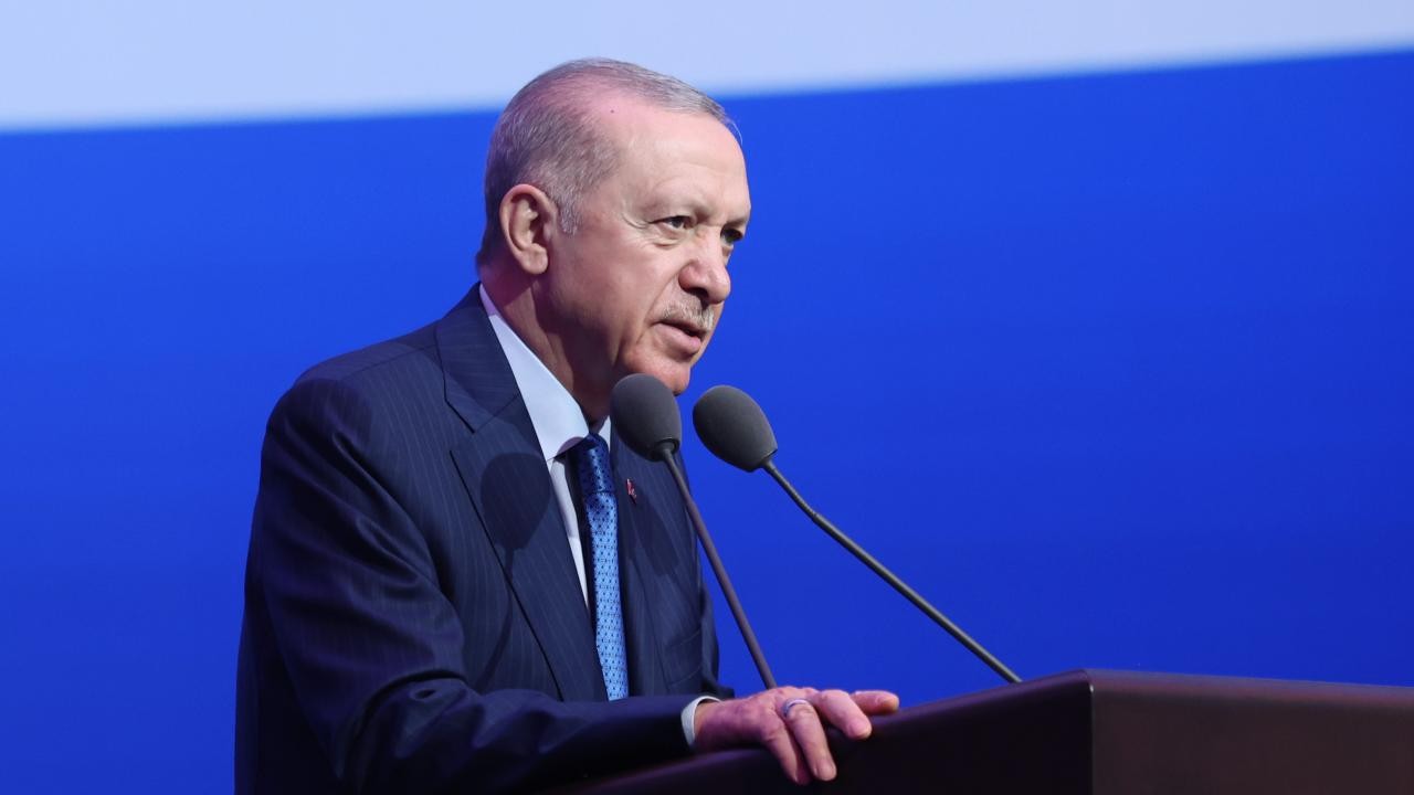 Cumhurbaşkanı Erdoğan'dan Galatasaray Fuzul Tekerlekli Sandalye Basketbol Takımı'na tebrik