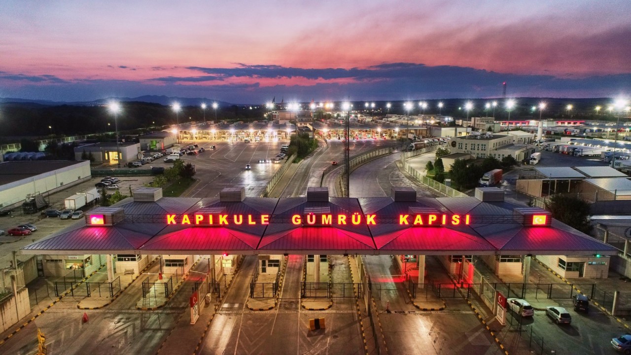 Sınır Kapılarını Anlık Takip Edin: Kapıkule, İpsala ve Diğer Gümrüklerde Canlı Kamera Desteği