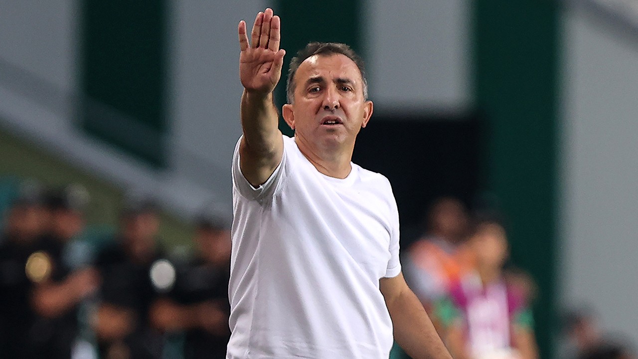 Konyaspor Teknik Direktörü Recep Uçar: Maçı taraftarımızla kazandık