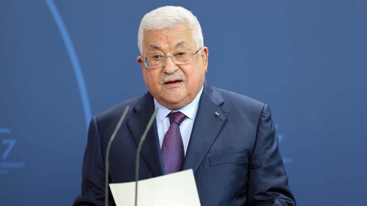 Filistin Devlet Başkanı Abbas'tan "geçici anayasa komisyonu" kararnamesi