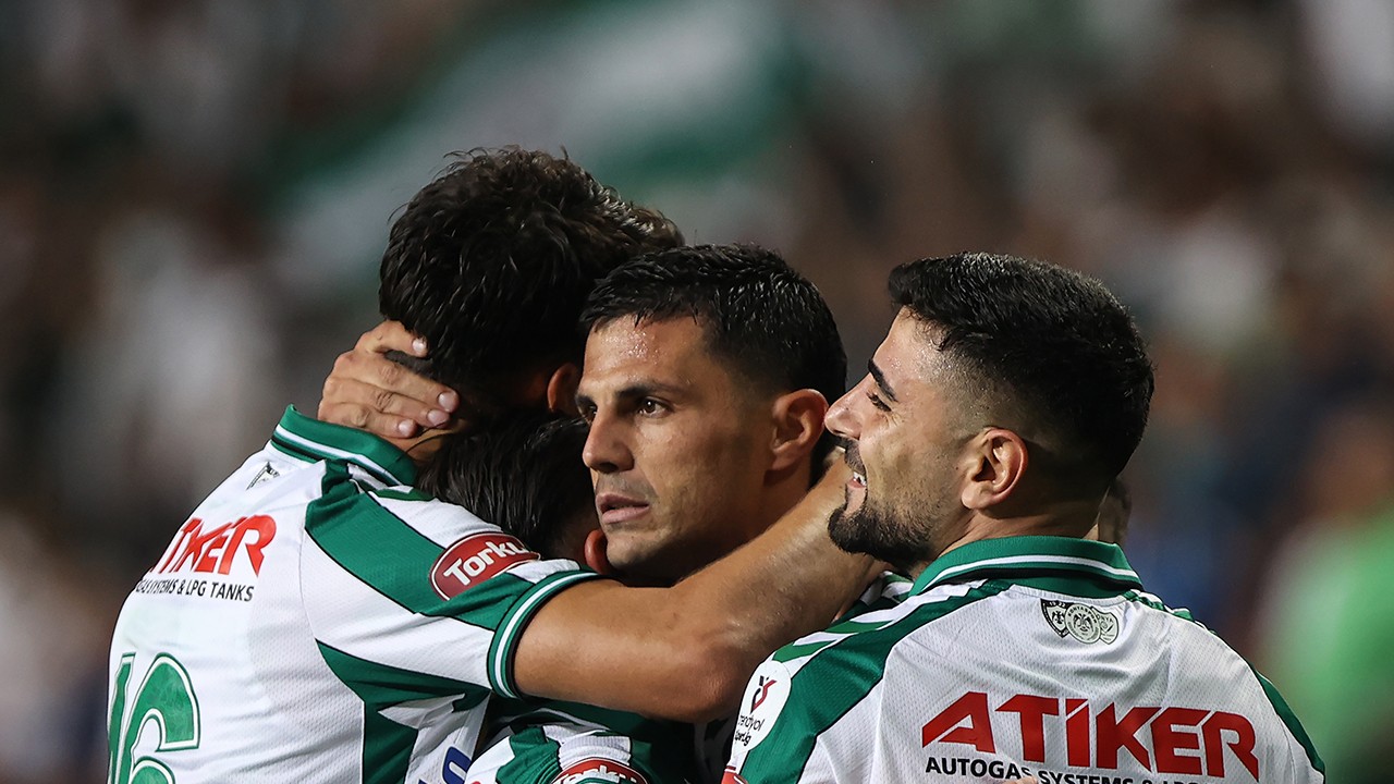 Göztepe yüksekte, Konyaspor filede: Hava toplarının maçı