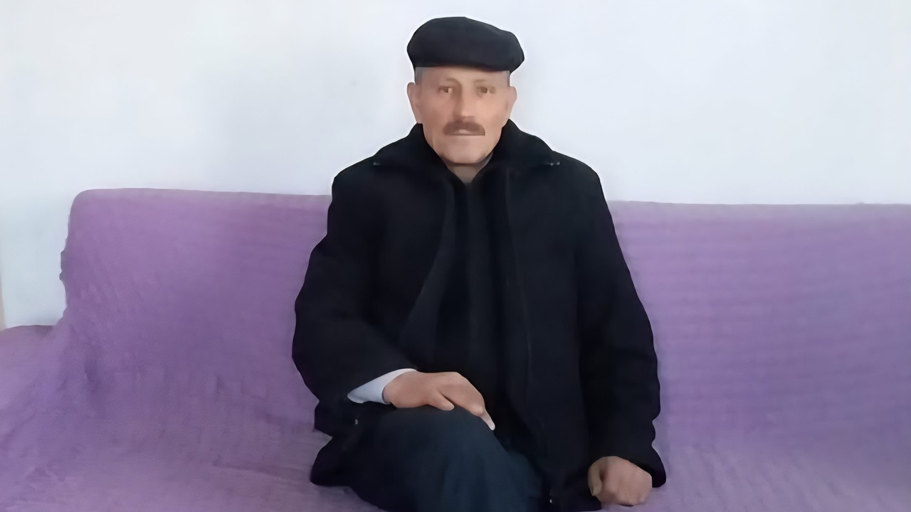 Traktör altında kalan sürücü öldü, gelini ağır yaralandı