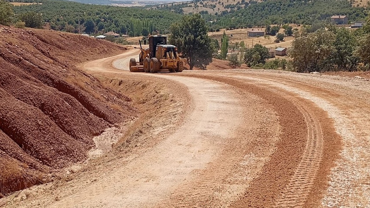 Beyşehir’in dört bir yanında hizmet mesaisi sürüyor