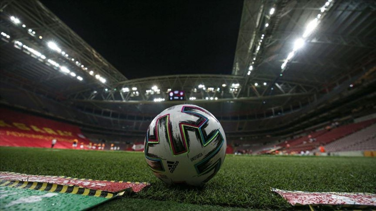 UEFA, kural değişikliğini resmen açıkladı: Galatasaray, Fenerbahçe ve Samsunspor'a müjde!