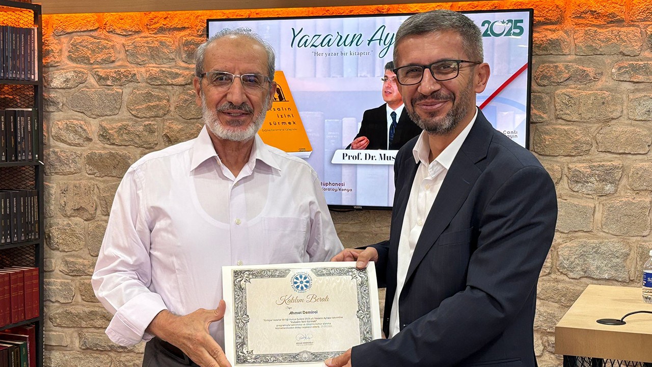 Prof. Dr. Tekin: Kutsalın izini sürerek çağı anlamalıyız