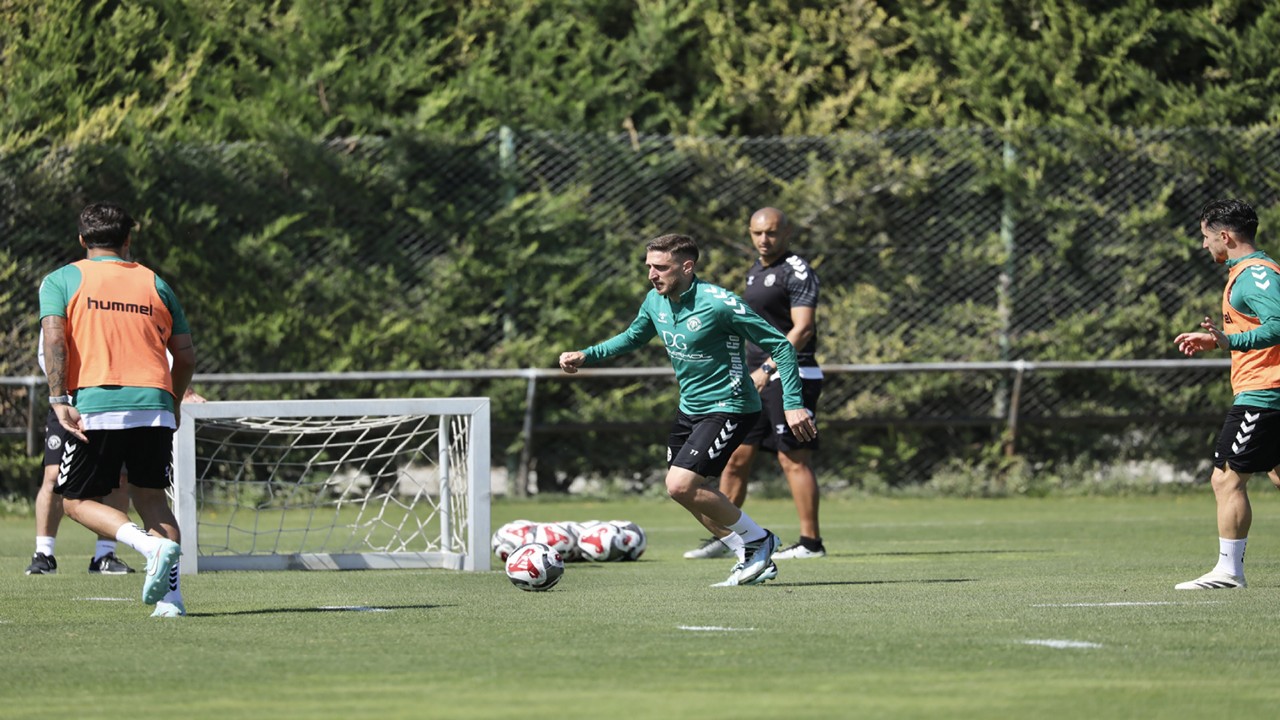Konyaspor, Kasımpaşa maçının hazırlıklarına başladı