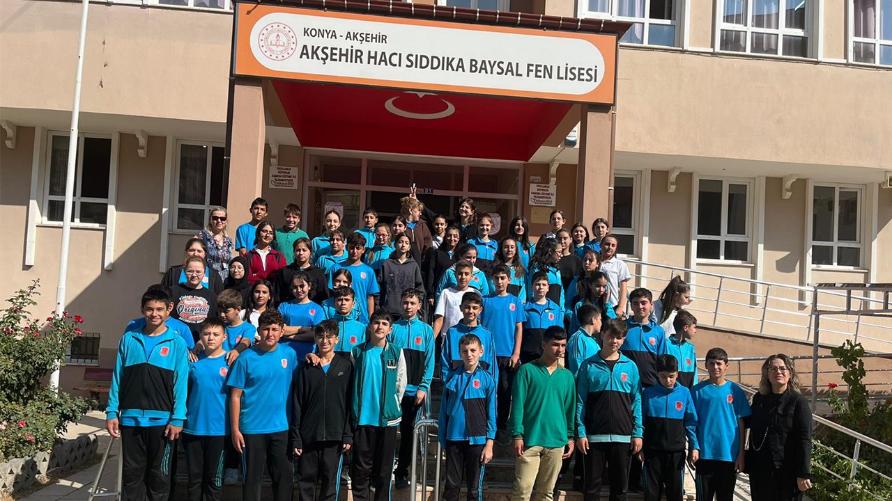 Akşehir Atatürk Ortaokulu’ndan lise tanıtım gezisi