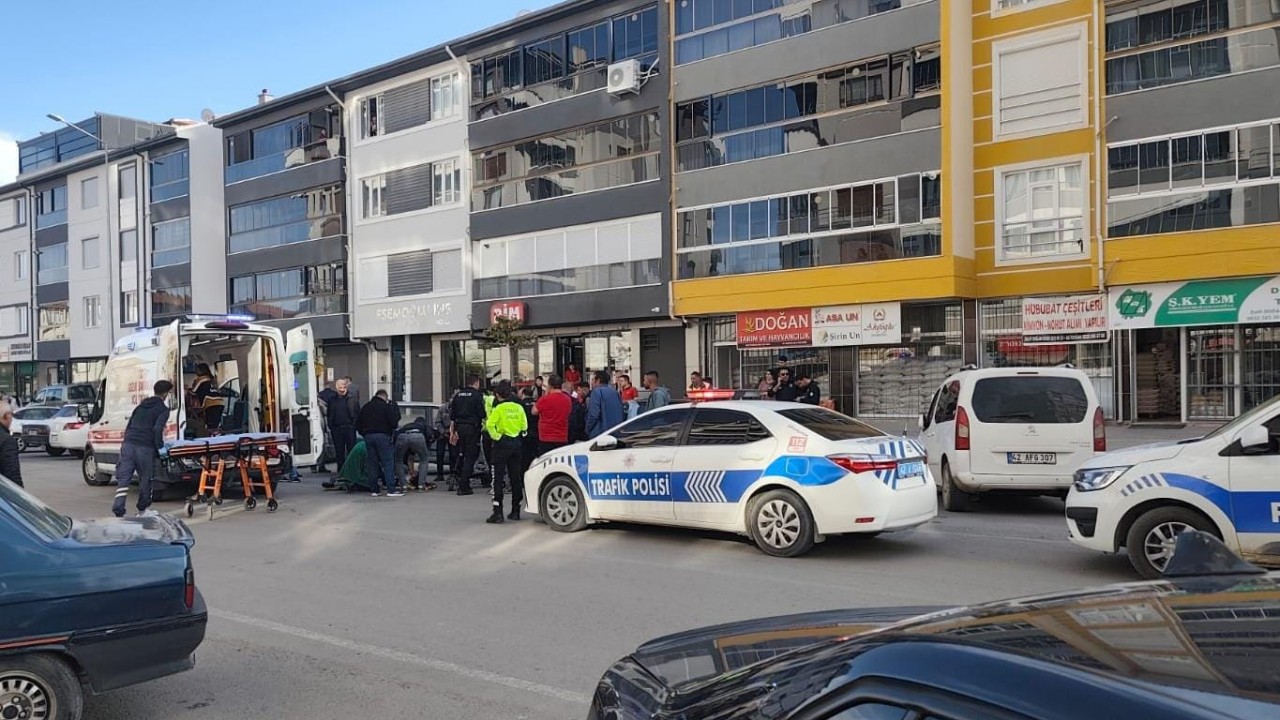 Kulu'da elektrikli scooterdan düşen 2 çocuk yaralandı