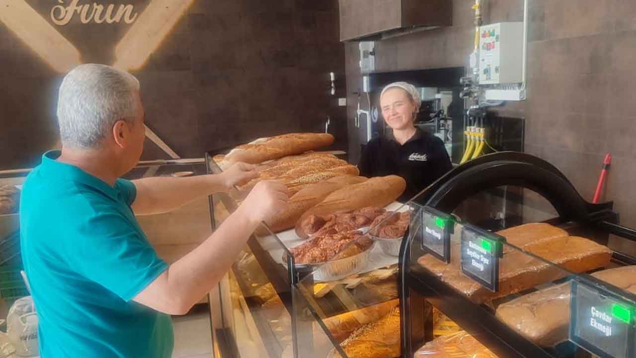 Konya Valisi İbrahim Akın, Küpeli Ekmek Fırını’nı ziyaret etti