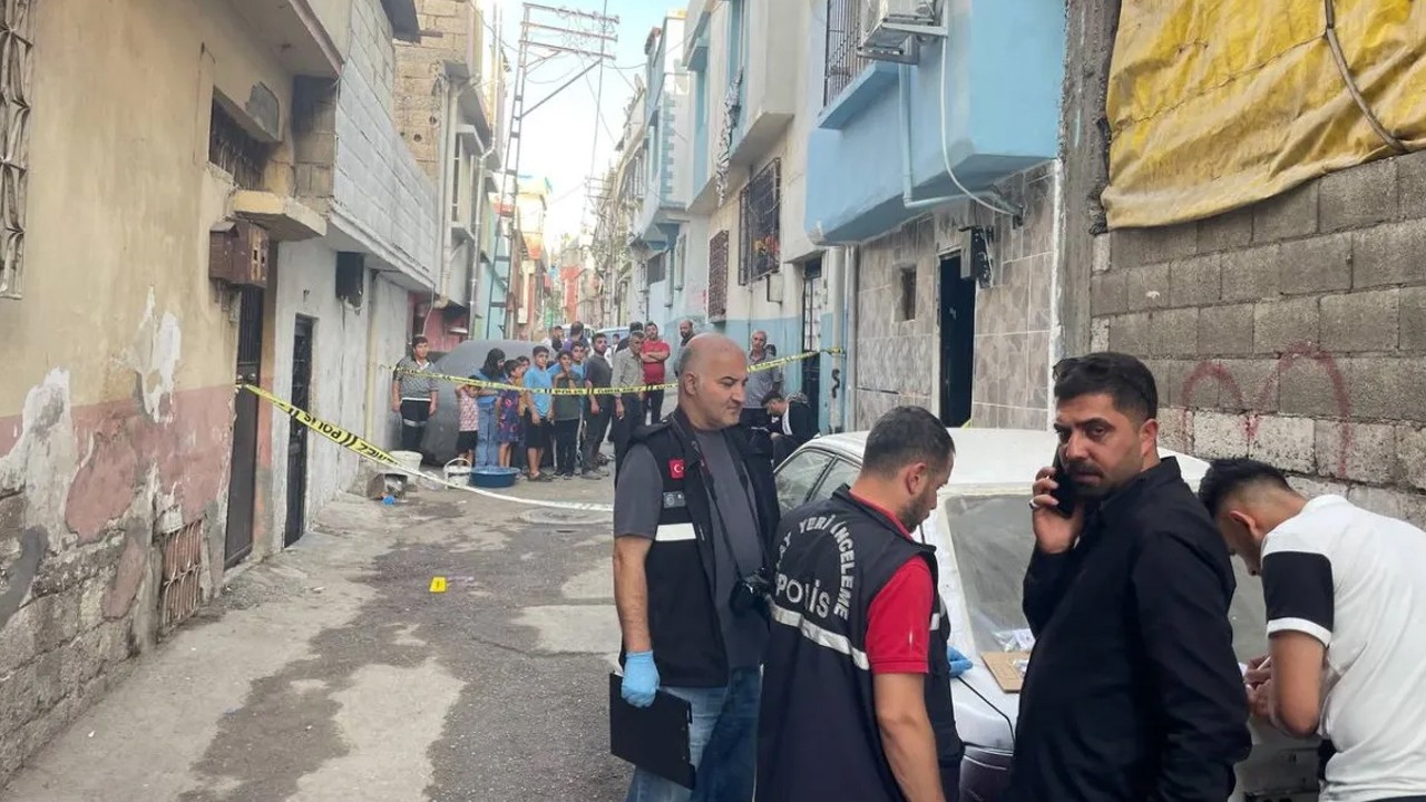 Tartıştığı kardeşi tarafından bıçaklanarak öldürüldü