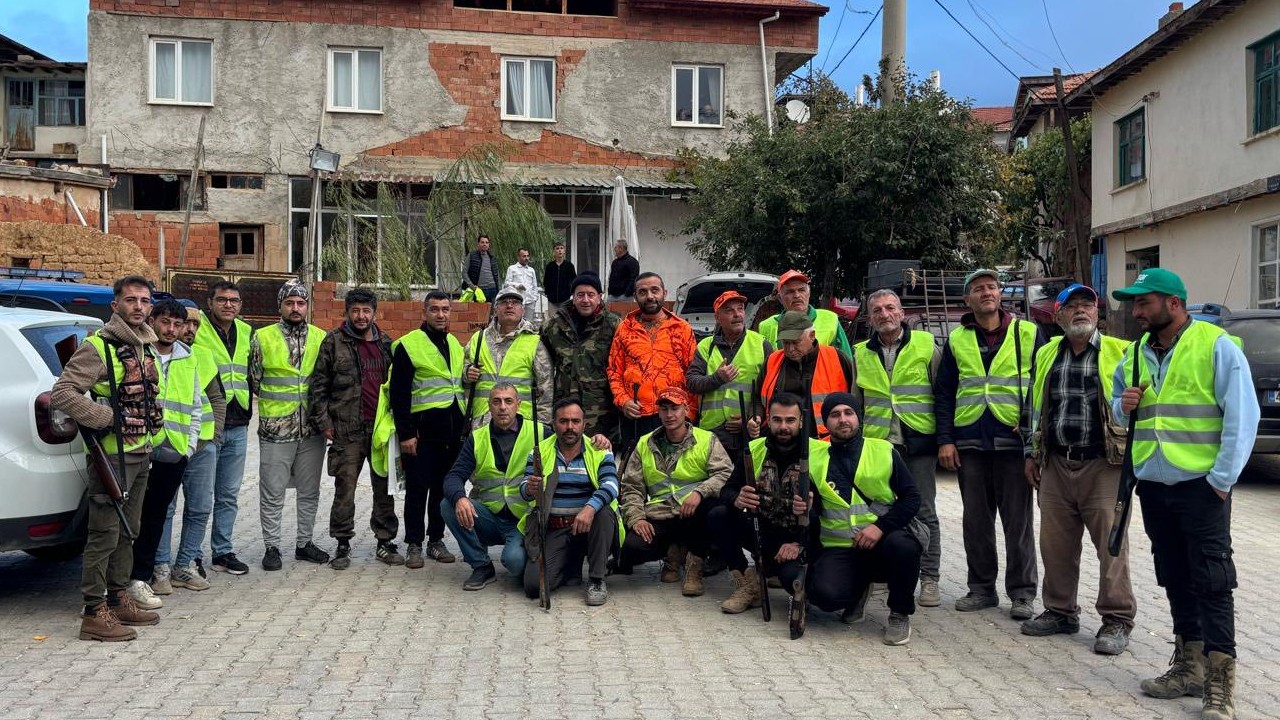 Hüyük'te yaban domuzlarına karşı sürek avı düzenlendi