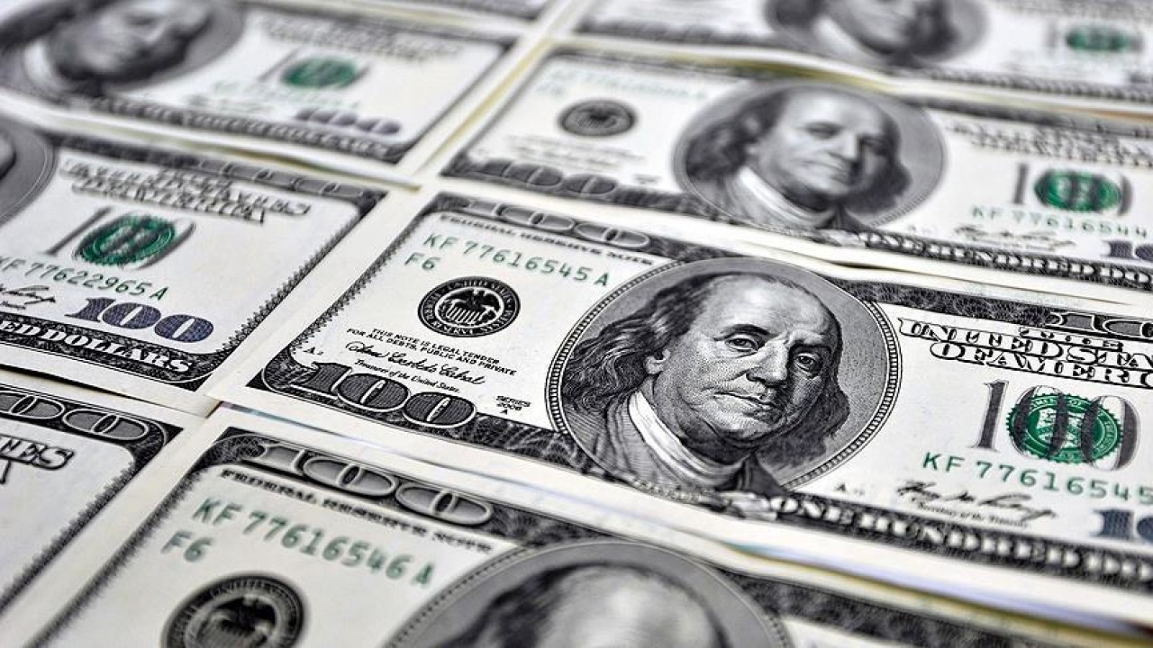Dolar iki aylık zirveye ilerliyor