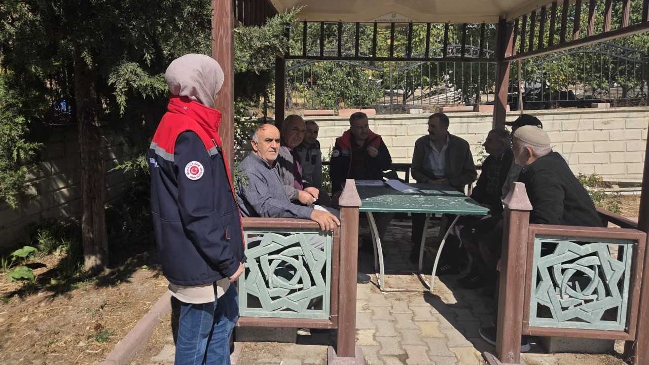 Konya’da çiftçilerle buluşmalar devam ediyor