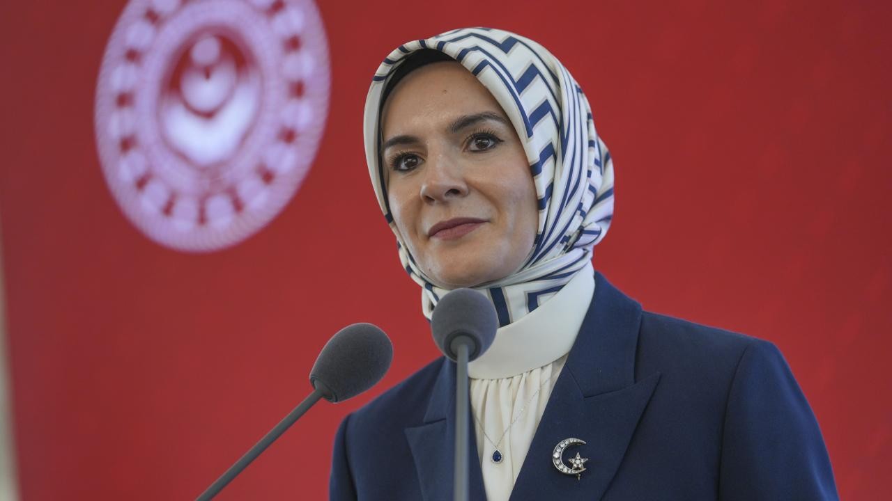 Bakan Göktaş'tan "Dünya Kadın Çiftçiler Günü" paylaşımı