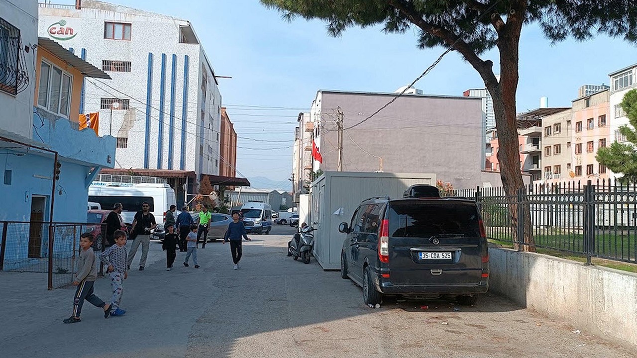 Gülben, sokakta karşılaştığı eski eşi tarafından bıçaklanarak öldürüldü