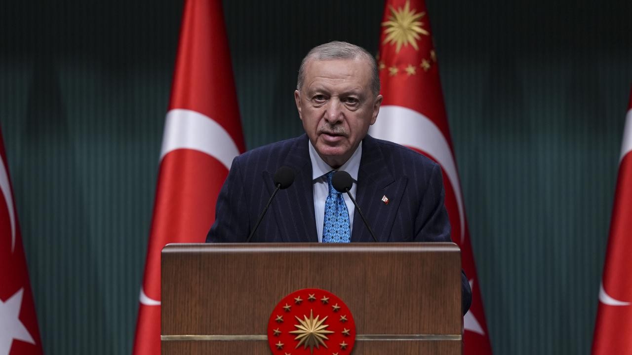 Cumhurbaşkanı Erdoğan'dan Nuri Pakdil için anma mesajı