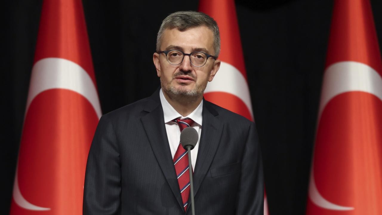 İletişim Başkanı Duran: Kudüs Şairi Nuri Pakdil'i rahmetle anıyorum