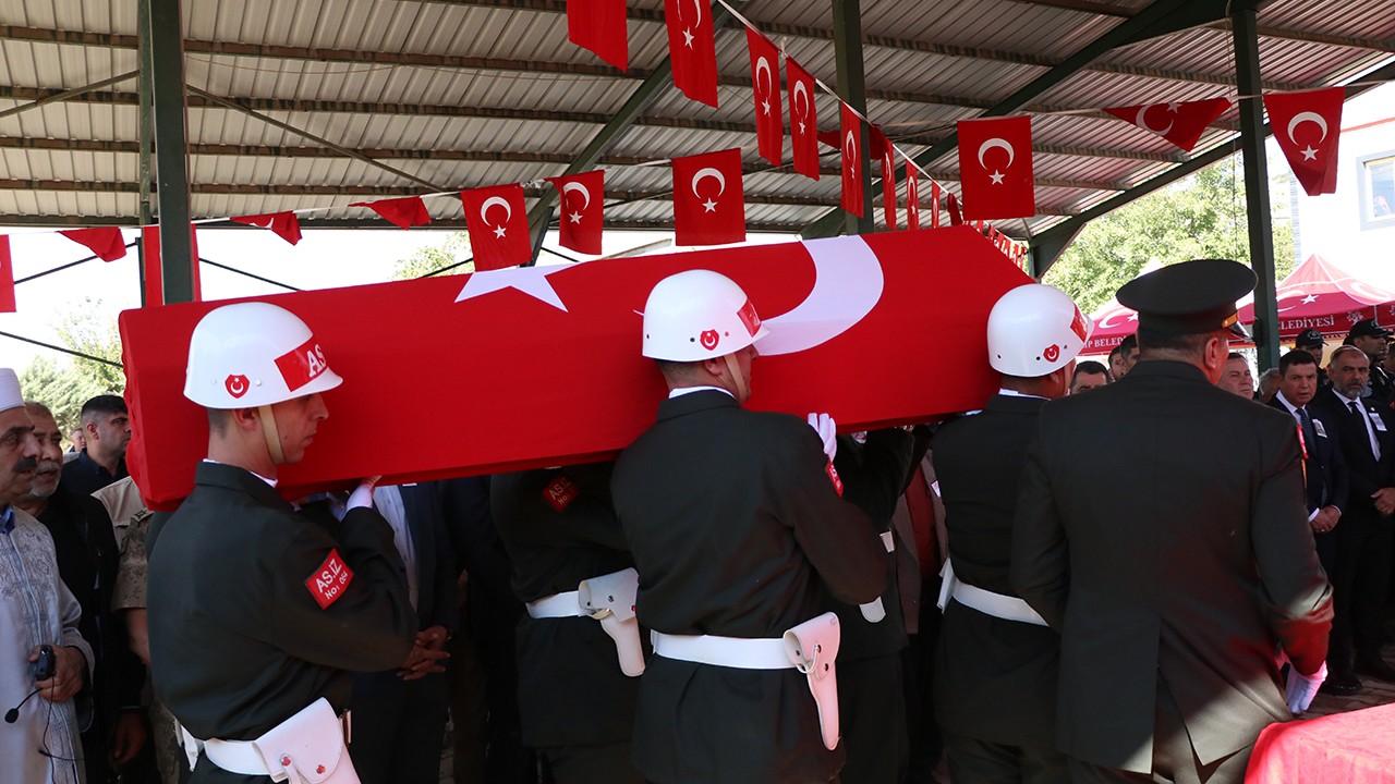 Şehit Piyade Er Eyüp Güner son yolculuğuna uğurlandı